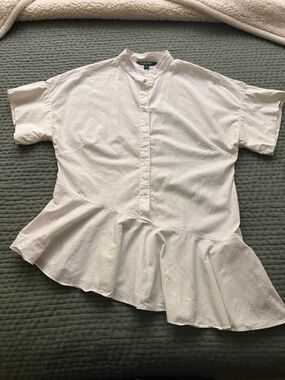 Ralph Lauren White Ruffled Asymmetrical Hem Button-Front Blouse